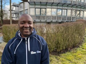 Scholarship holder develops protective helmets made of snail shells