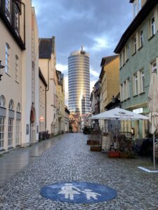 schönes Bild mit JenTower (Wahrzeichen von Jena)
