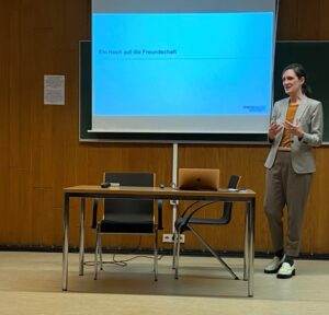 Prof. Dr. Anna Kuhlen zum studentischen Gesundheitsmanagement