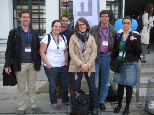 Das SAM-Team um Prof. Dr. Marold Wosnitza (2. Von rechts) auf der EARLI in München. (Foto: privat)